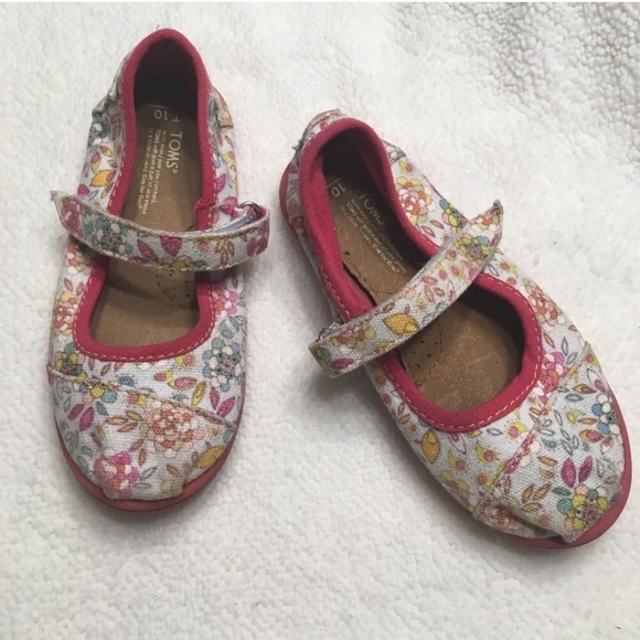 Toms Other - Toms toddler girl sz 10 floral Mary Jane